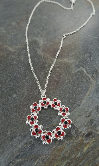 Poppy Wreath Necklace